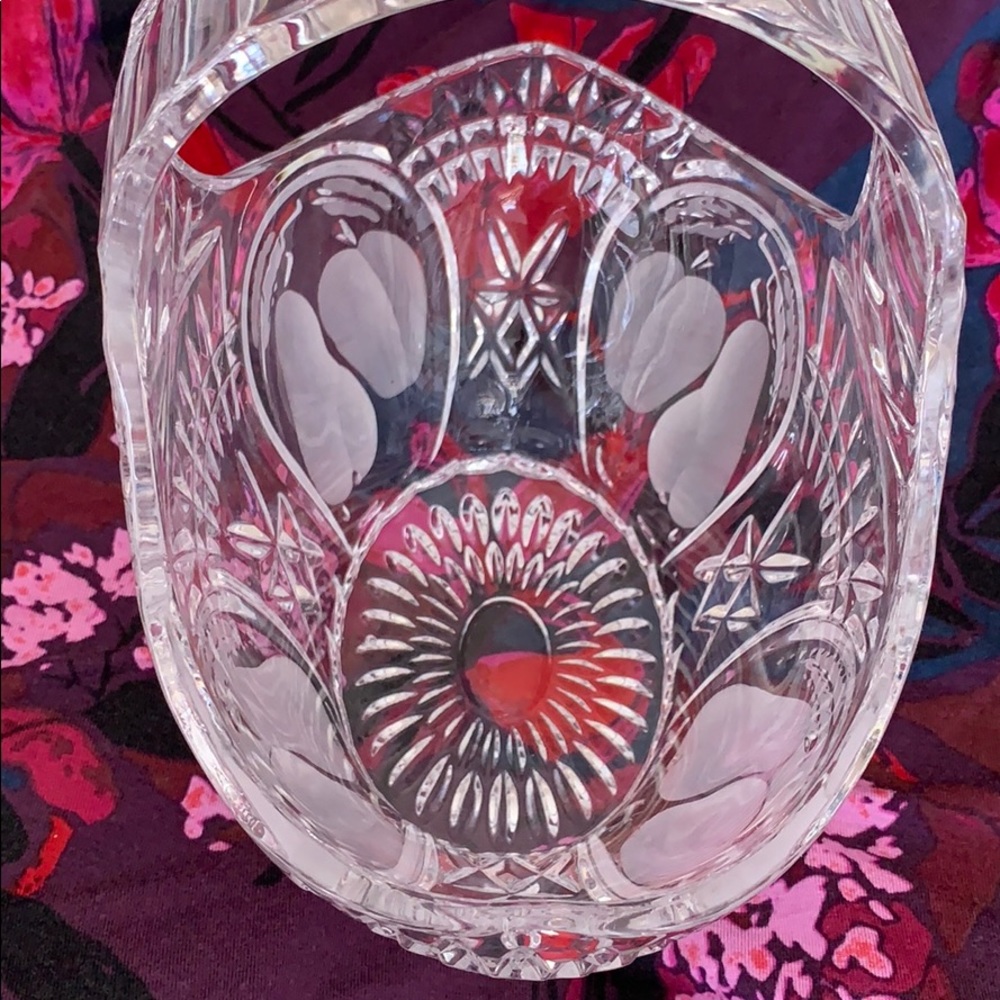 Lead Crystal Etched Cut Glass Basket - Picture 8 of 12